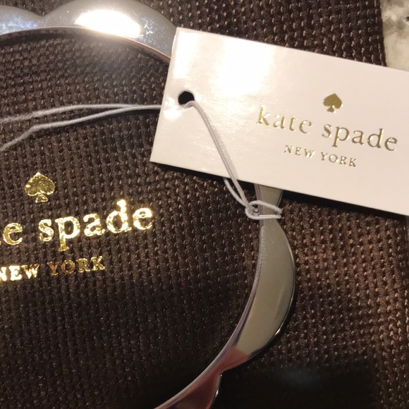 Kate Spade New York Sweetheart Scallop Bracelet - Picture 2 of 3